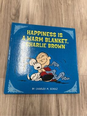 Happiness Is a Warm Blanket, Charlie Brown - Blue Peanuts Book